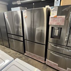 Samsung - 25 cu. ft. Standard Depth 3-Door French Door Smart Refrigerator in Stainless Steel with Beverage Center and Dual Ice