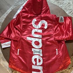 supreme everlast boxing robe