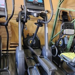 Nordictrack X16 Elliptical(2025 Model)-FREE 1 Yr Extended Warranty! Holiday Sale