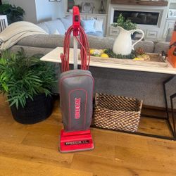 Oreck XL Commercial Upright Vacuum Cleaner