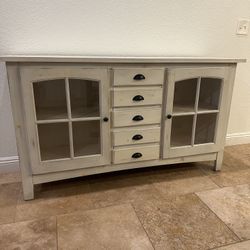 Farmhouse Sideboard 