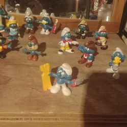 18 Smurf Figurines