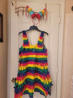 Pinata costume womens