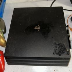 PS4 PRO 1TB