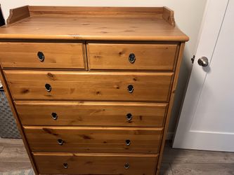 Wooden 6 Drawer dresser