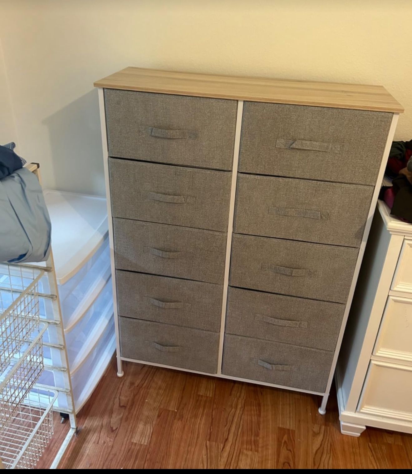 YITAHOME 10-Drawer Fabric Dresser – Gently Used, Like New!