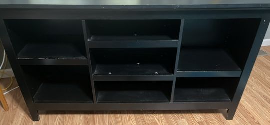 Entertainment center