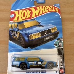 🔥 “Hot Wheels Volvo 240 Drift Wagon JDM Style Rare Look”