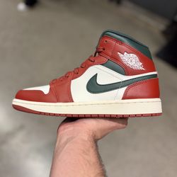Jordan 1 Mid “Redstone Midnight Green” Sizes 8 - 13 IN HAND BRAND NEW