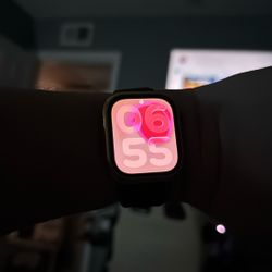 Apple Watch Series 10 46mm Gold Case Negotiable 