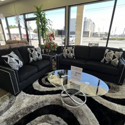 2 Pc Sofa And Loveseat 