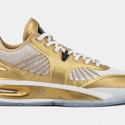 Anta KT 10 $3 Coin Size 10 Brand New