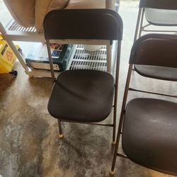 Folding chairs set a four