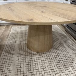 Round Dining Table 59”