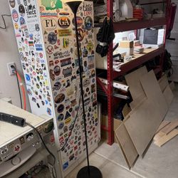 Floor Lamp – Black – Used, Good Condition