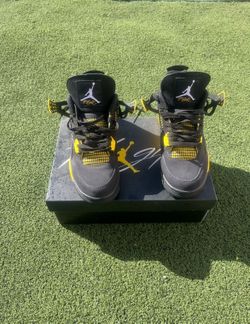 Jordan 4