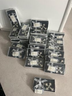 Cross Keychain Party Favors Bulk Lot
