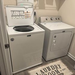 Maytag Washer and Dryer Set