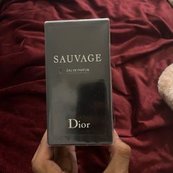 DIOR COLOGNE!