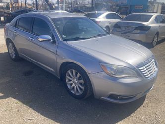 2013 Chrysler 200