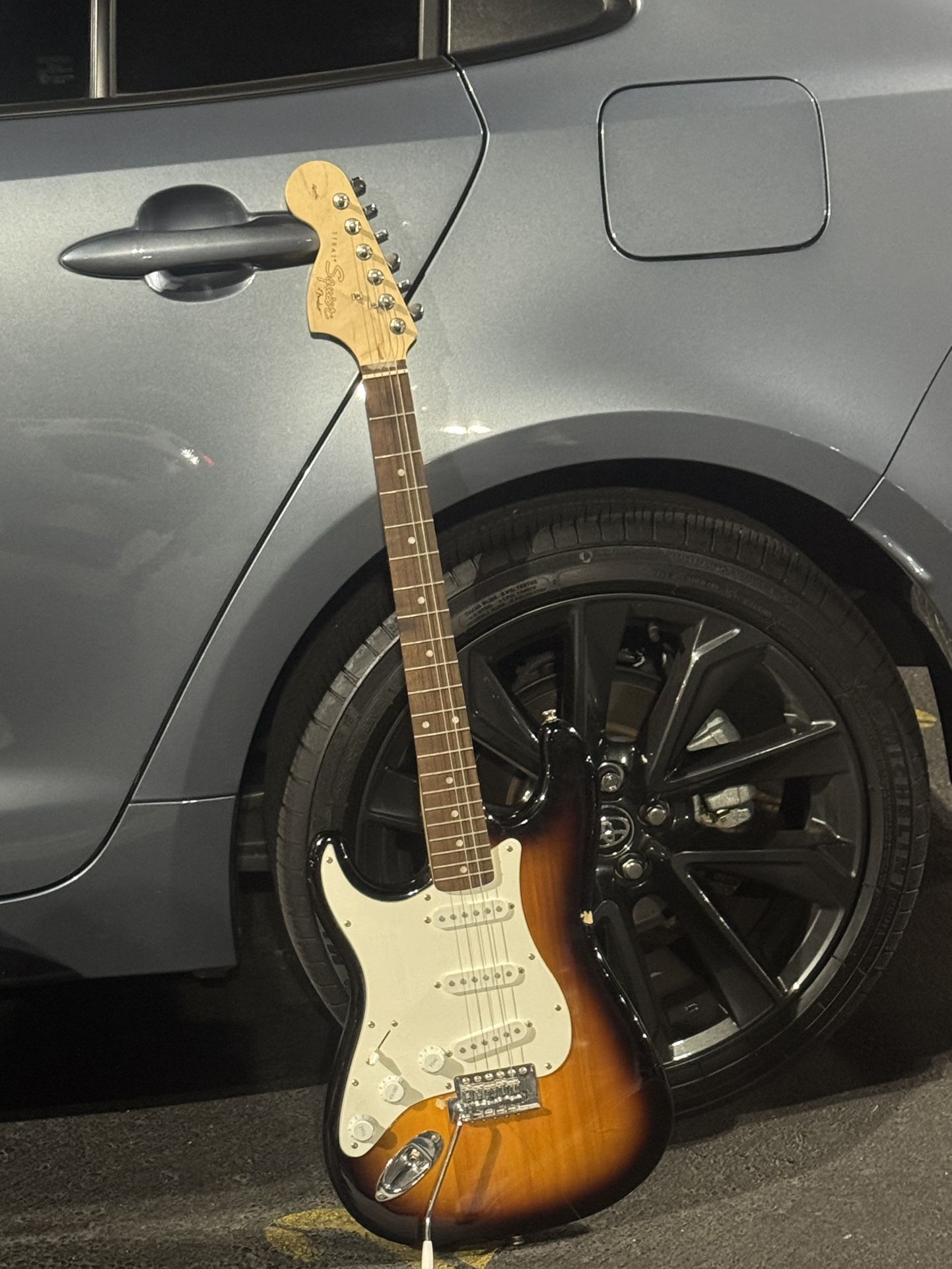 2018 Squire Affinity Strat New *Left Handed *