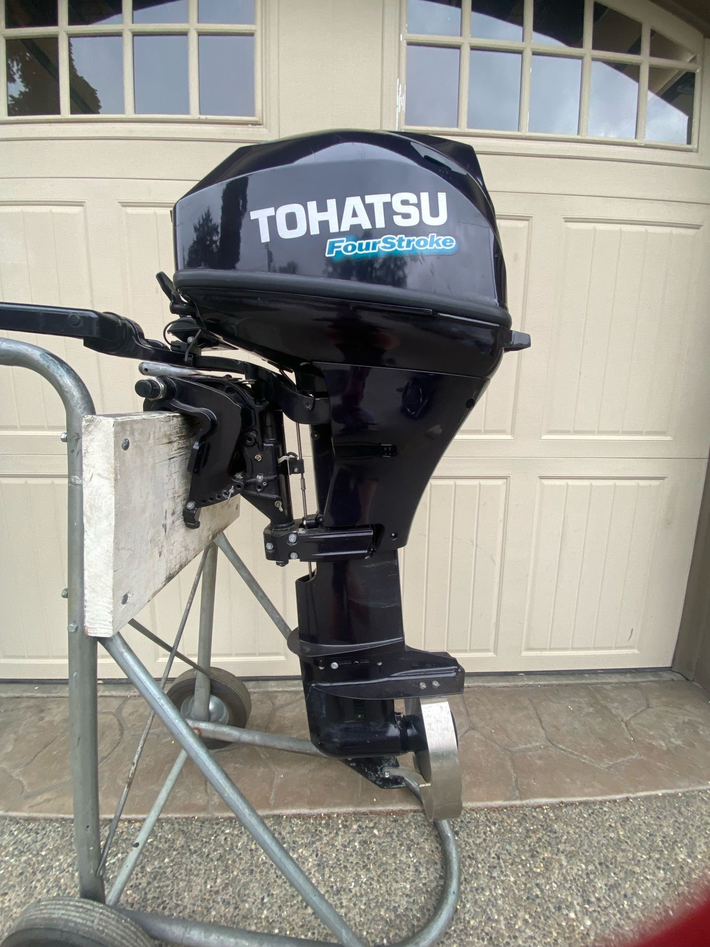 2016 Tohatsu 15hp Fourstroke Electric start Long Shaft Outboard