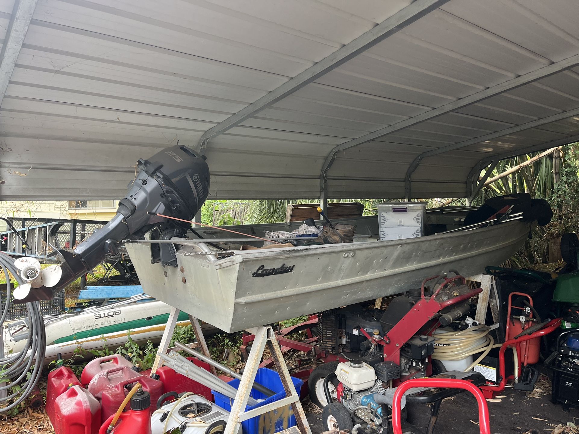Jon Boat. New Yamaha 25 Hp Motor