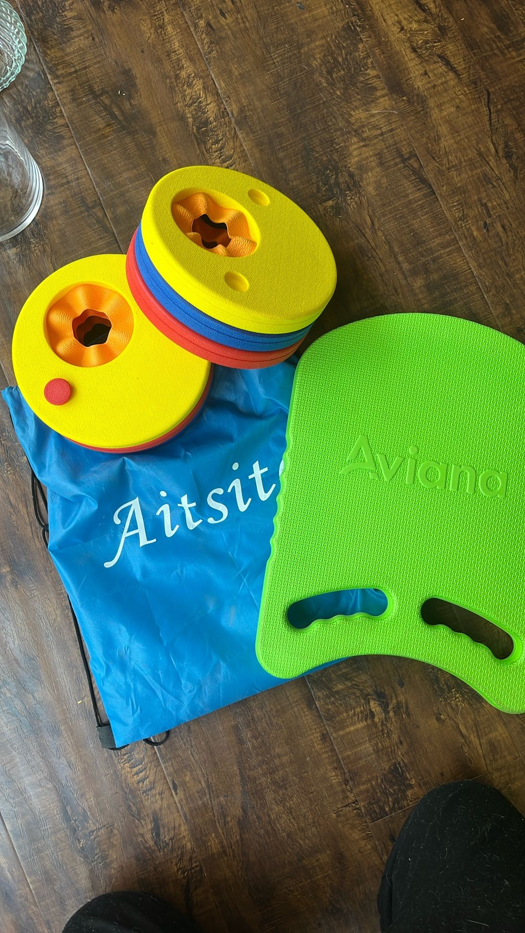 NEW Kids Learning Swimming Gear