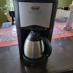 DeLonghi Coffee Machine 