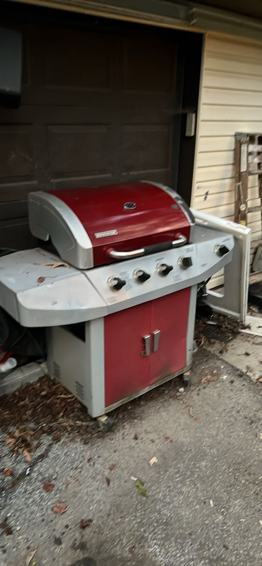 Brinkmann 4 Burner Gas Grill