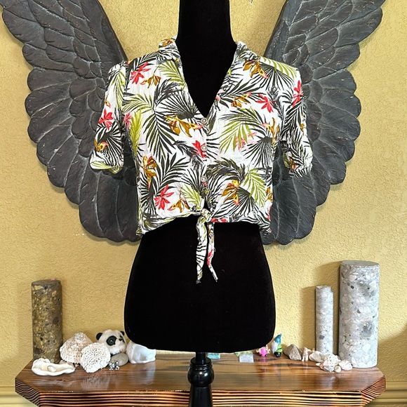 Potter’s Pot Floral Cop Tee Shirt