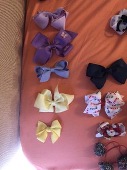 GIRL’S HAIR BOWS - Around 40 Total  - No Less 