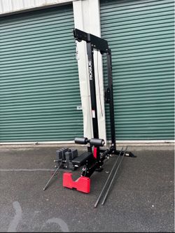 Rogue Lat Pulldown Machine