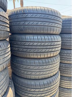 275/70r18 Cooper  tires en Excelentes Conditiones de Vida Las 4
