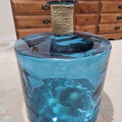 Beautiful Teal Blue Glass Decoration 