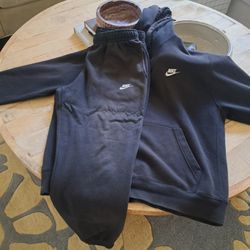 Nike hoodie and Pants Set size L
