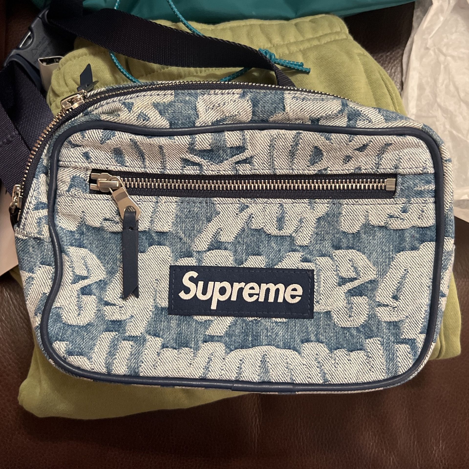 Supreme Fat Tip Jacquard Denim Waist Bag for Sale in Queens, NY