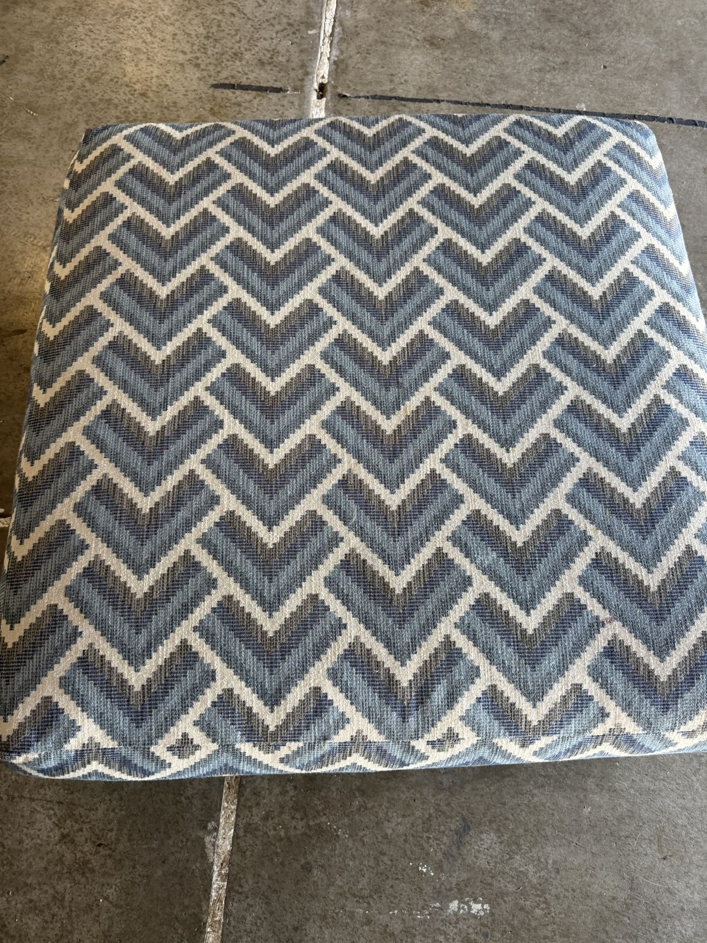 Lane Furniture Ottoman Free