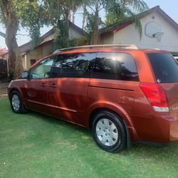2004 Nissan Quest