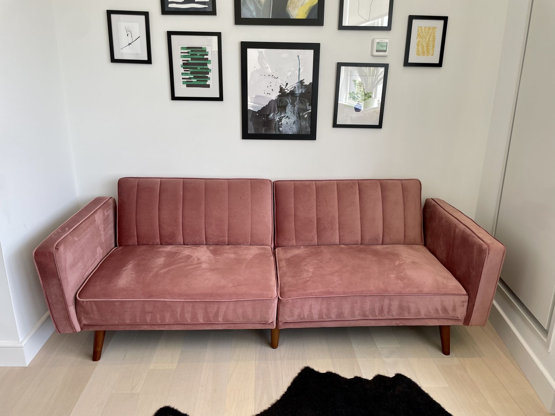 85.4” Velvet Convertible Sofa / Futon
