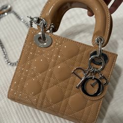 Small Lady D Patent Bag