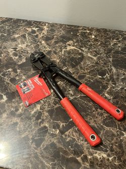 Milwaukee Bolt Cutters 