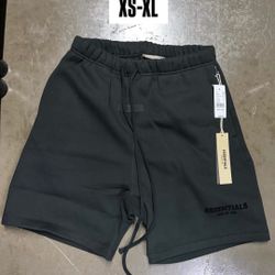 ESSIENTIAL SHORTS