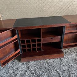 Beautiful Real Wood Bar Extend Leaves Check Pictures For Dimensions And Conditions 