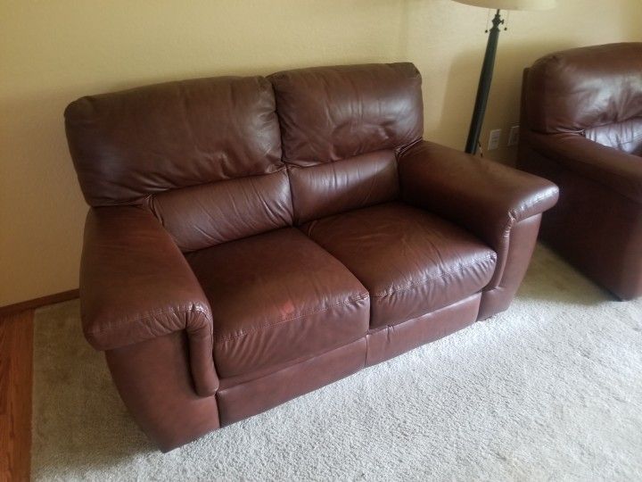 Couch Love Seat Leather No Tears Good Shape