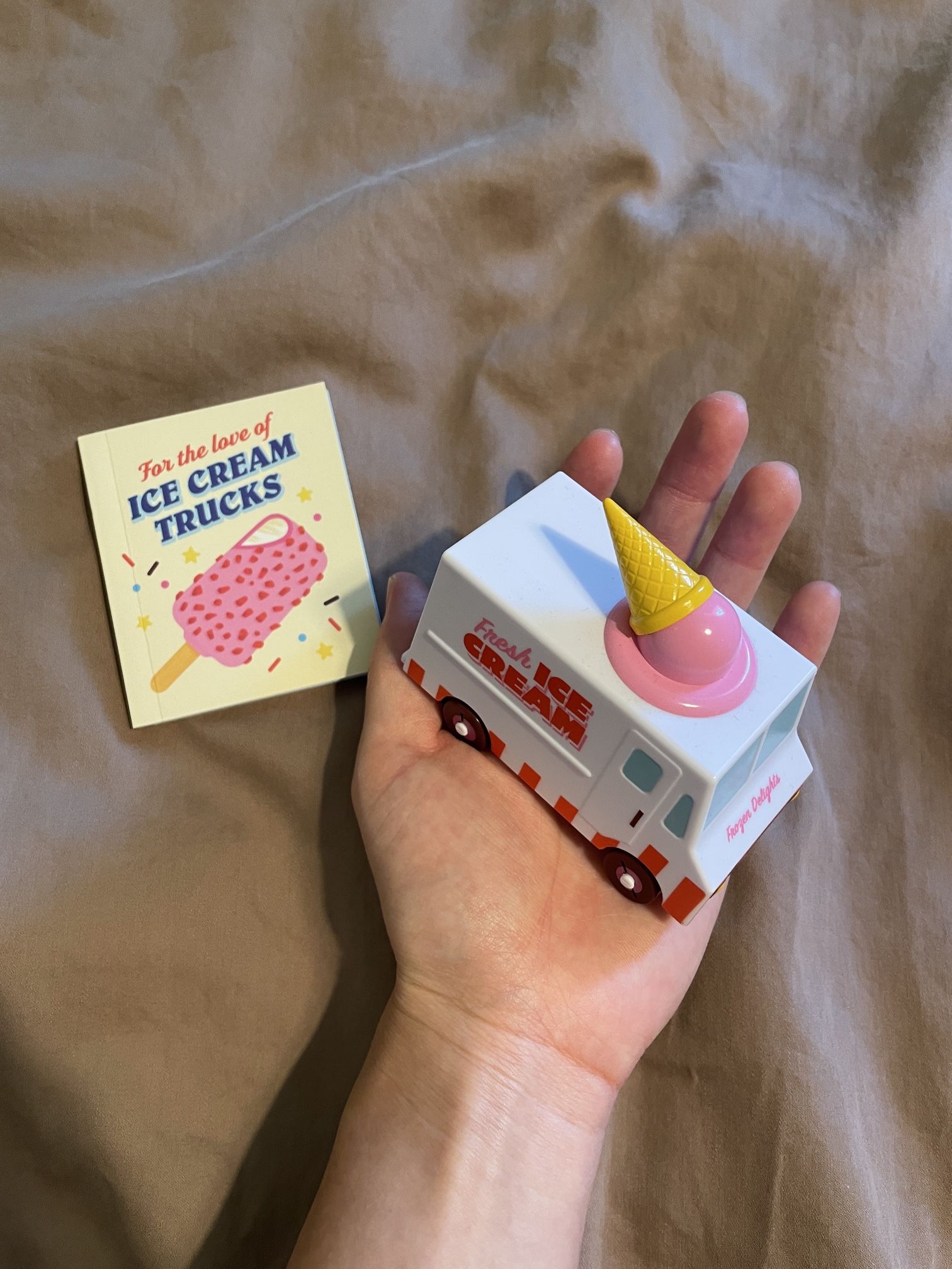 FREE knick knacks