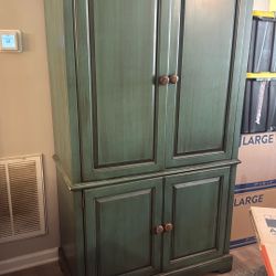 Storage Cabinet/ TV Cabinet 