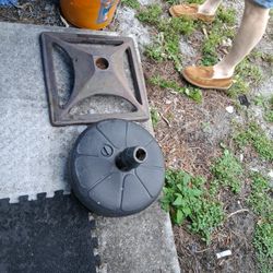 Patio Umbrella Stands 