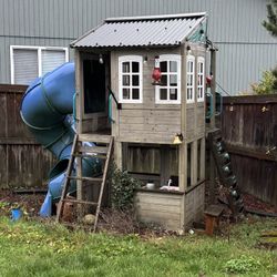 Kids Two Level Playset With Slide