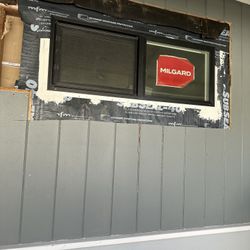 48x24 Milgard Window